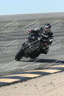 media/Oct-13-2025-Moto Forza (Mon) [[a66d839500]]/4-C Group/Session 2 (Bowl)/